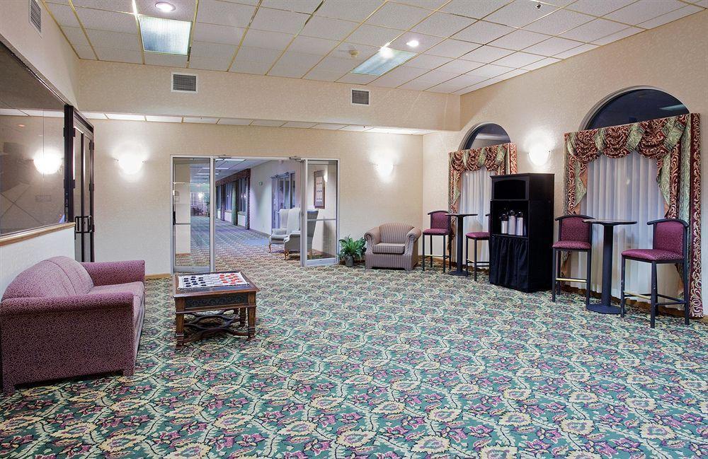 Country Inn & Suites By Radisson, Sidney, Ne Інтер'єр фото